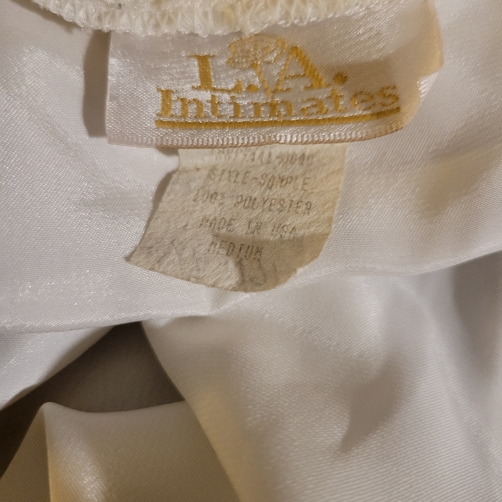 L.A. Intimates Robe - Picture 5 of 6